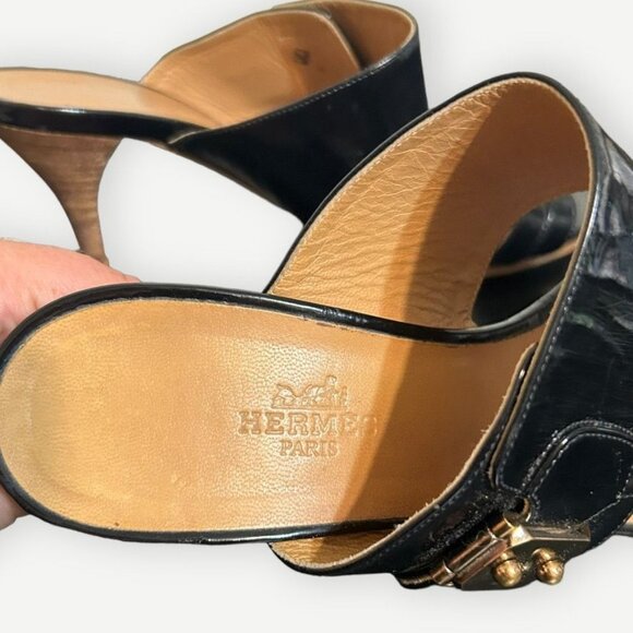 Hermès Black Patent Leather Sandals 36.5 Gold Hardware Buckle Heel Textured Stud - Picture 6 of 10